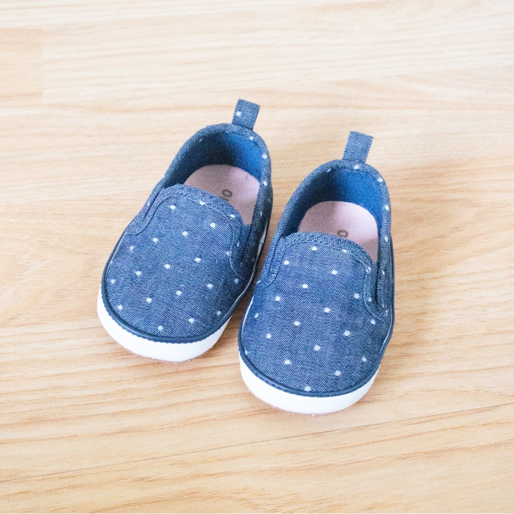 Old Navy Chambray & Polka Dot Infant Slip Ons